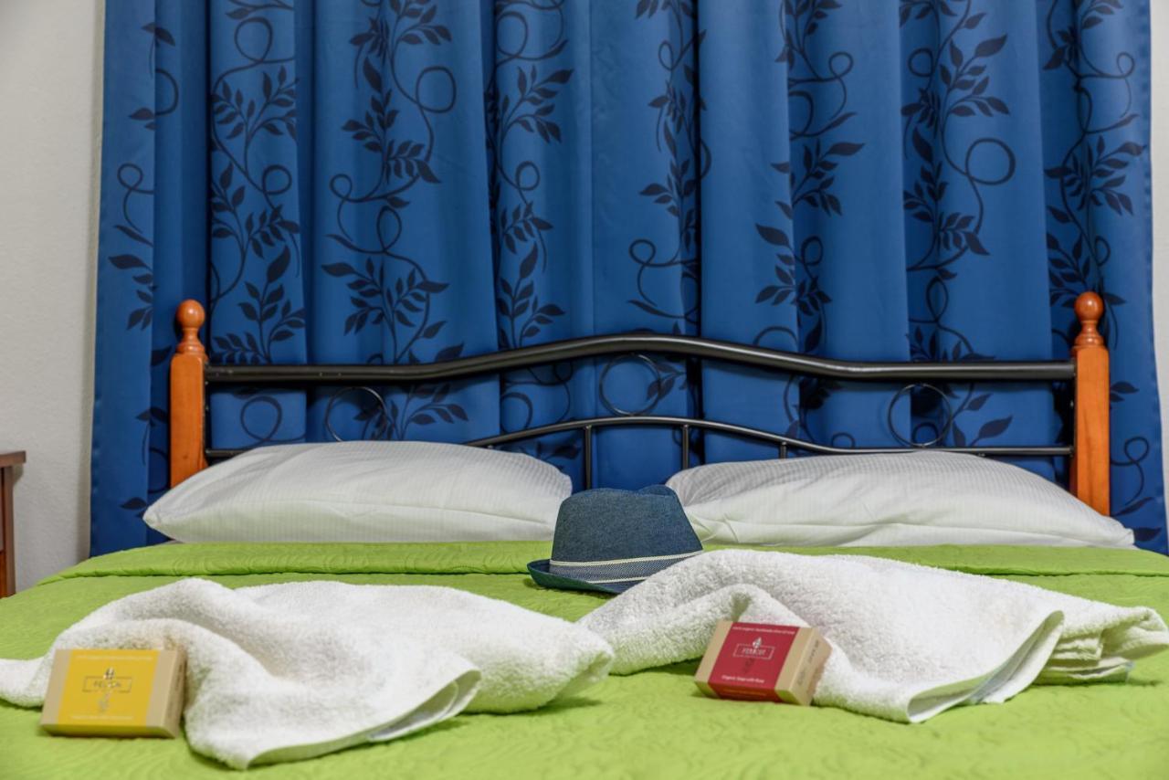 Des Roses Hotel Platanias  Bagian luar foto