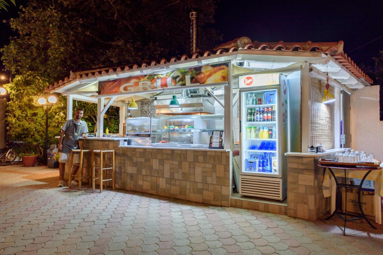 Des Roses Hotel Platanias  Bagian luar foto