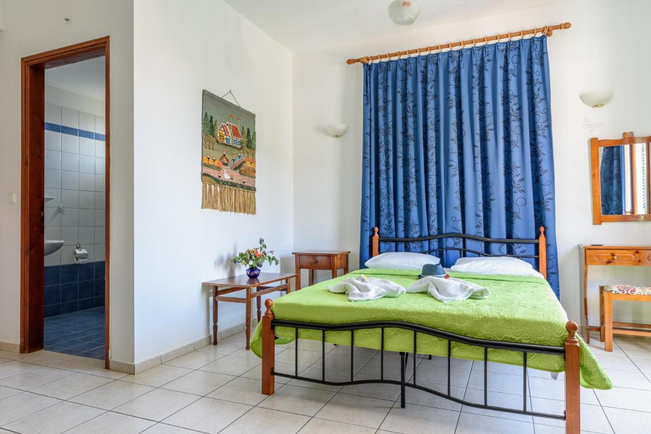 Des Roses Hotel Platanias  Bagian luar foto